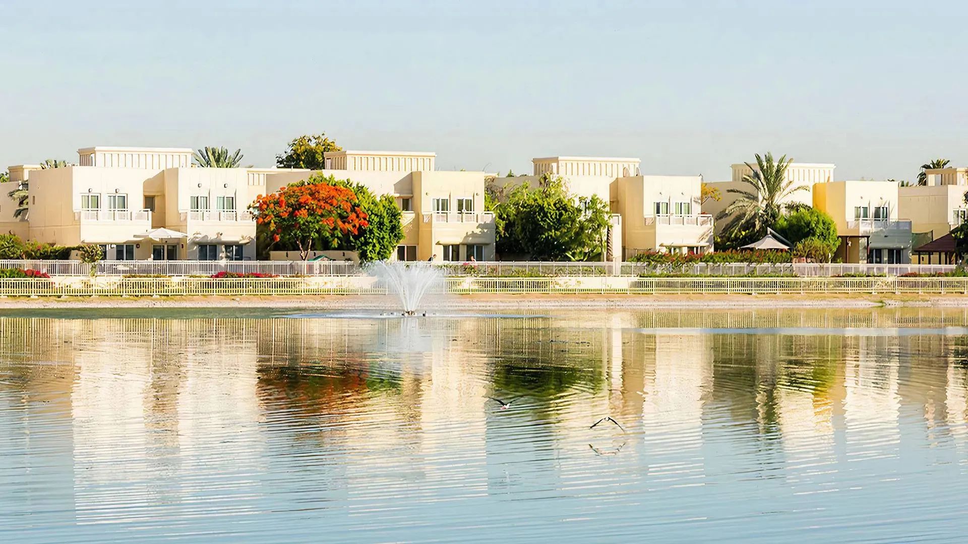 Meadows, Dubai, UAE prices, descriptions, types of real estate Ax