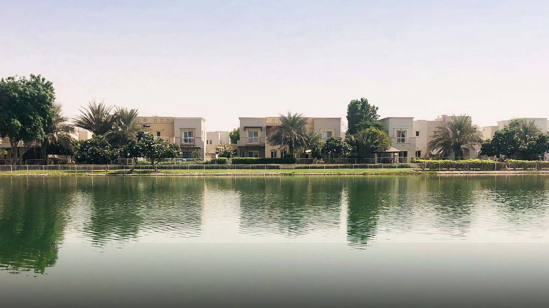 Meadows, Dubai, UAE prices, descriptions, types of real estate Ax