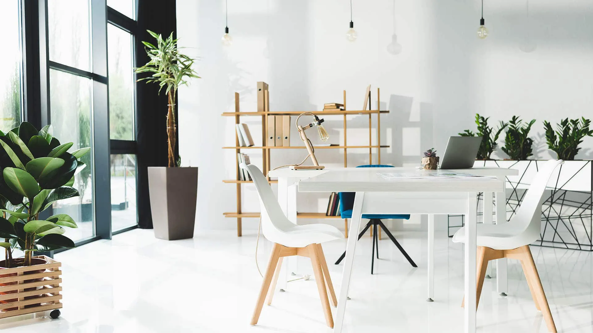 Who pays a realtor commission when buying property in Dubai? | Ax Capital